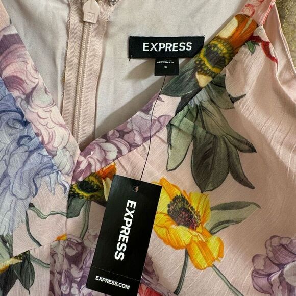 Express Pink Floral Spring Chiffon Tie Strap Tiered Dress Small NWT - Picture 6 of 9